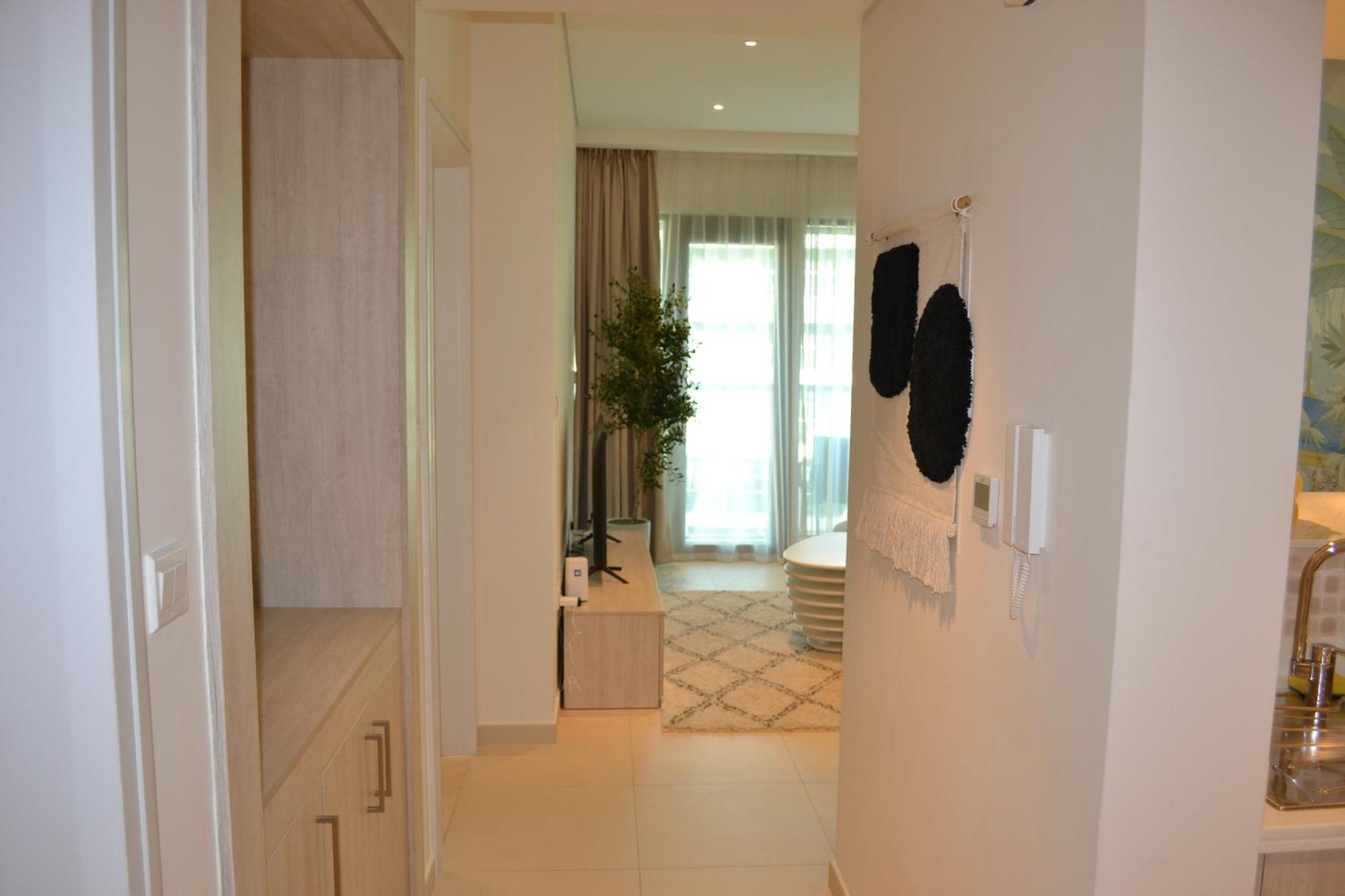 High-floor 1 Bedroom By Seven Palm Jumeirah Apartment Dubai